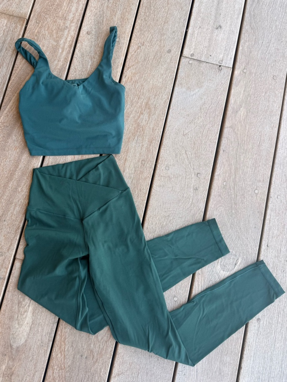 Aerie SET real me leggings and sports bra top